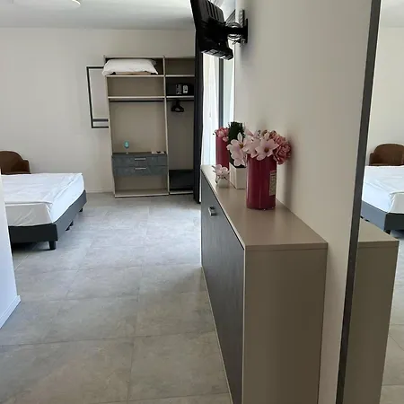 San Zeno בית הארחה